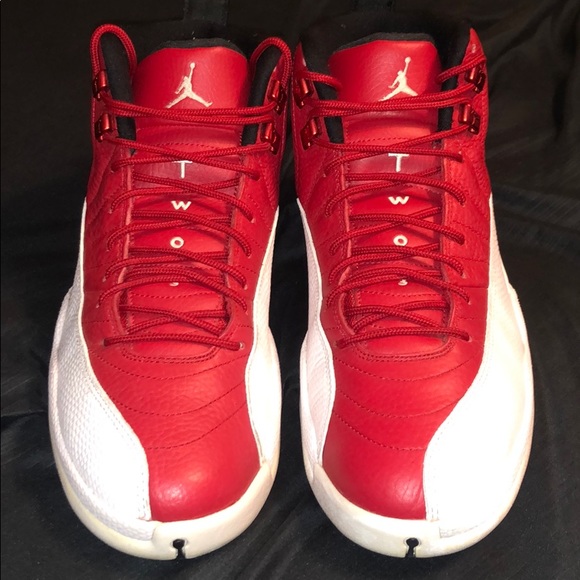 gym red 12s 2016 - Picture 3 of 5